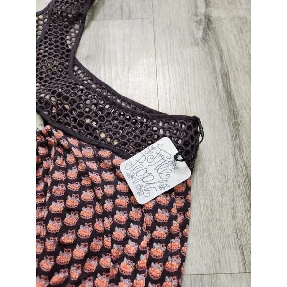 New Free People Mesh Top Medium‎ - Picture 3 of 8